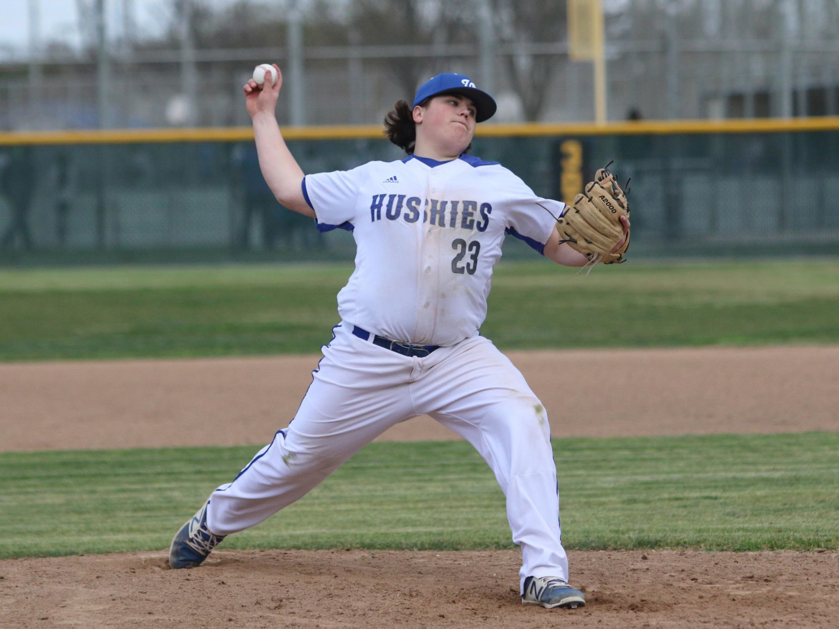 Rebuilding Huskies lose 14-2 in CSL opener